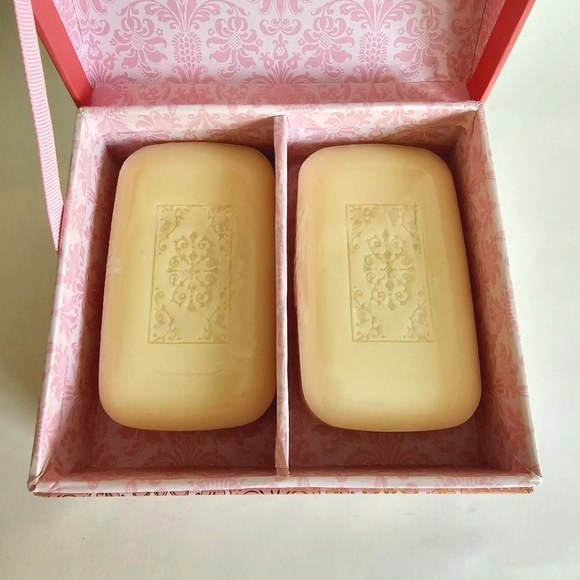 Musical Box Punch Studio "Follow Your Dreams" Verbena Soap, Playing Strauss - Picture 11 of 15